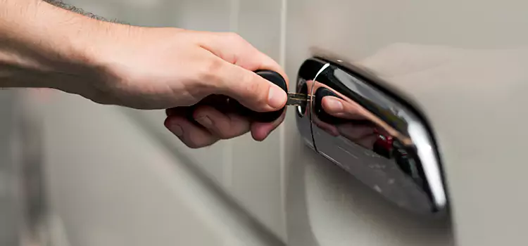 Why Choose Our Auto Locksmith Team in Bowmanville, ON?